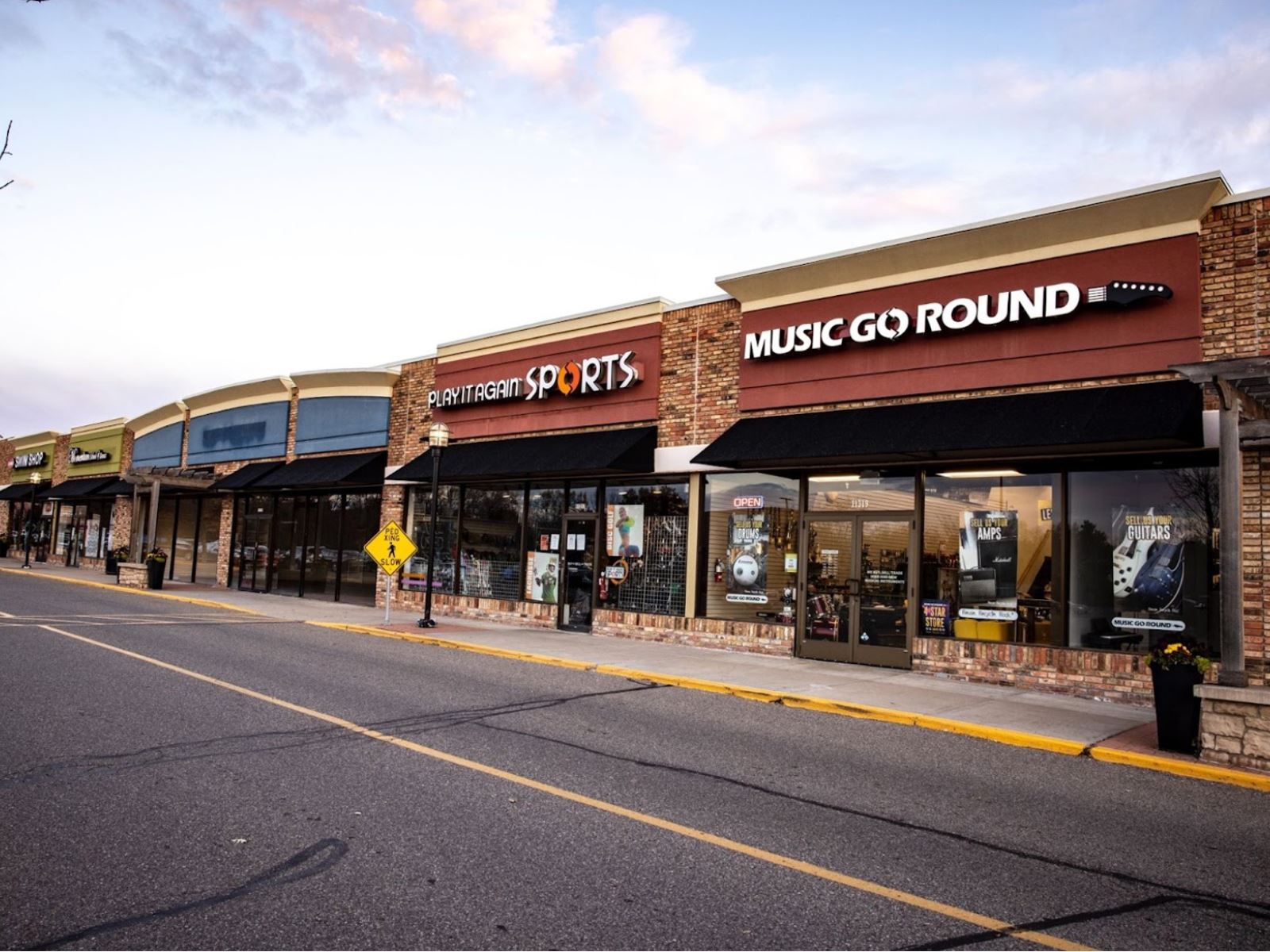 3 Tips to Break into the Resale Market